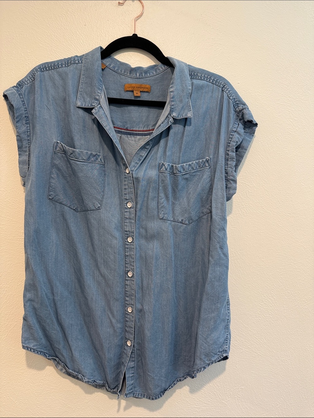 JACHS Girlfriend Light Blue Denim Button-Up Cap Sleeve Shirt